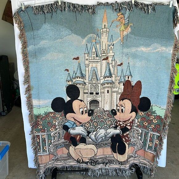 Vintage Disney Castle Mickey Minnie Mouse Tinkerbell Afgan Throw Blanket 50x60 - Picture 1 of 4